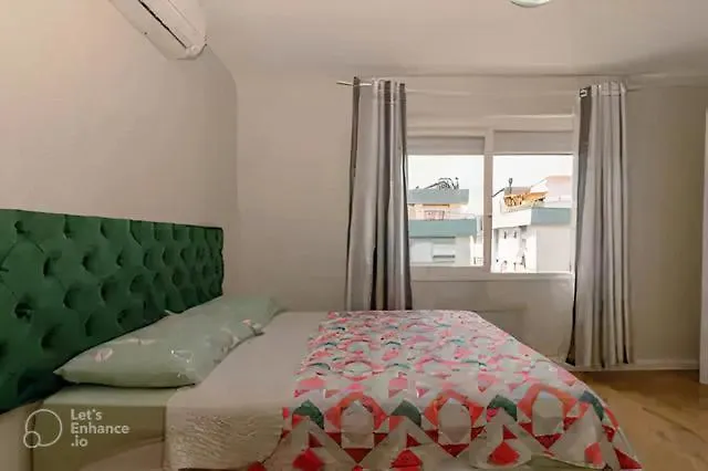 Aps De Frente Com Sacada Ou Terraco A 10 Minutos Do Aeroporto Apartment Porto Alegre Brazil