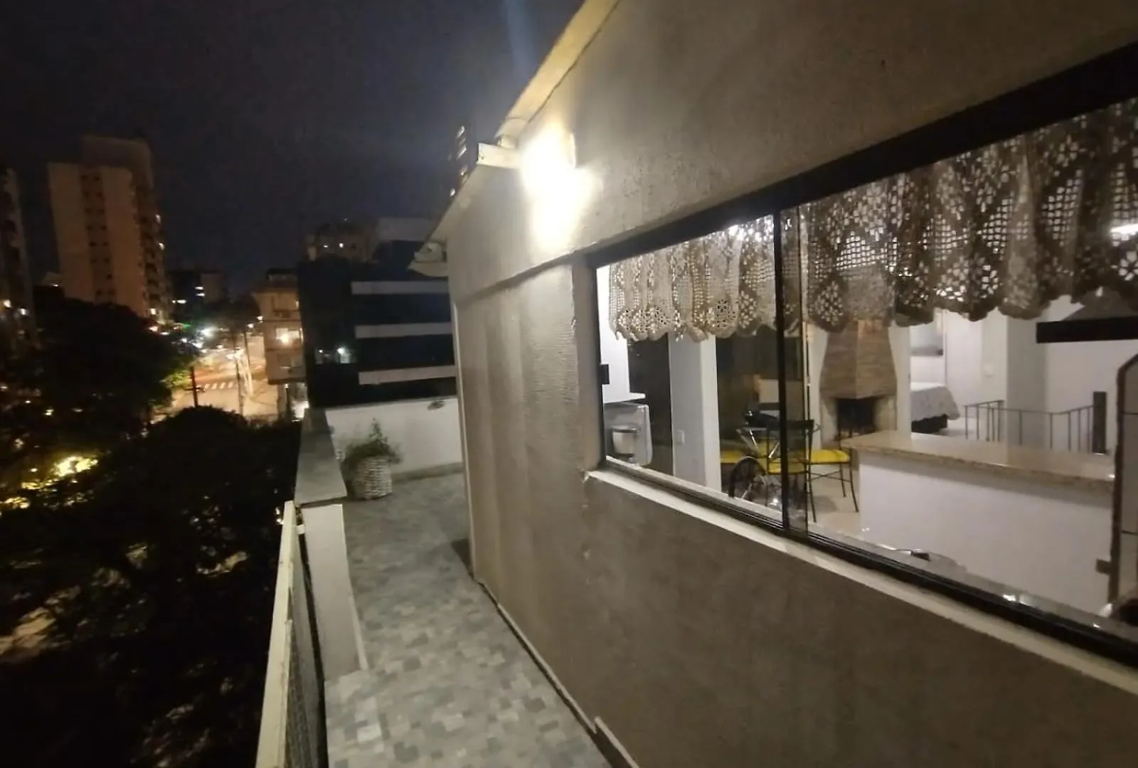 Aps De Frente Com Sacada Ou Terraco A 10 Minutos Do Aeroporto Apartment Porto Alegre